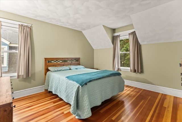 220 Smith St, North Attleboro, MA 02760
