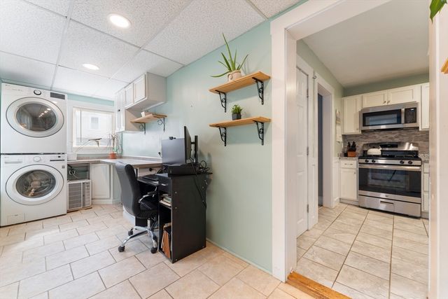 7 Terrace Pl, Fitchburg, MA 01420
