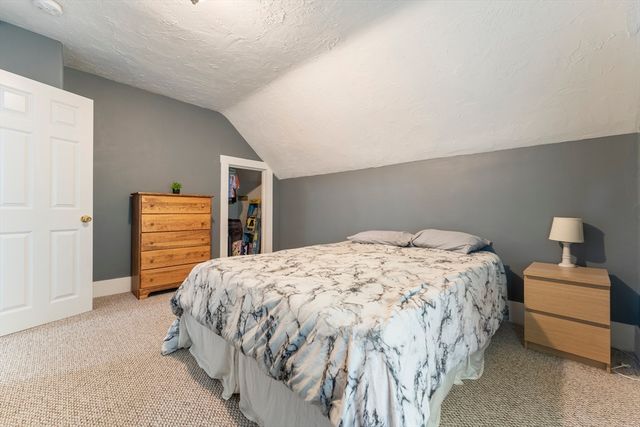 7 Terrace Pl, Fitchburg, MA 01420