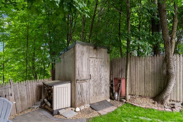 7 Terrace Pl, Fitchburg, MA 01420