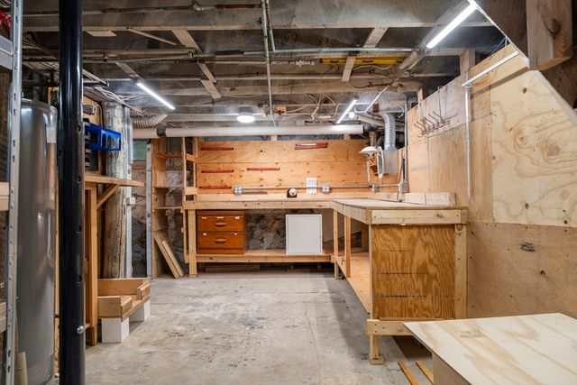 7 Terrace Pl, Fitchburg, MA 01420