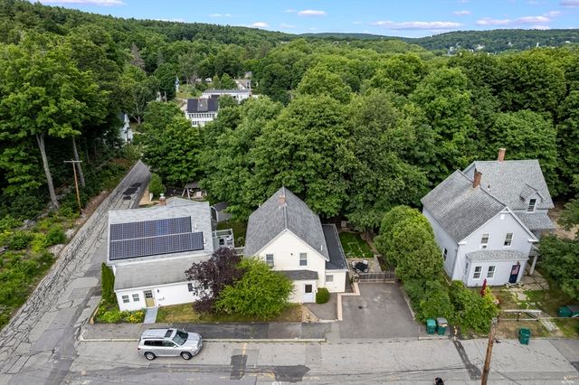 7 Terrace Pl, Fitchburg, MA 01420