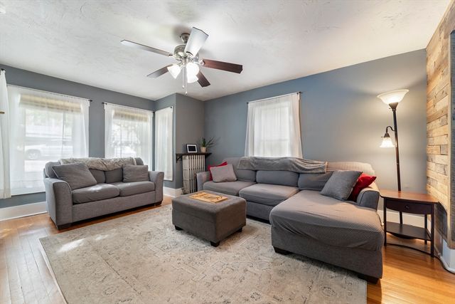 7 Terrace Pl, Fitchburg, MA 01420
