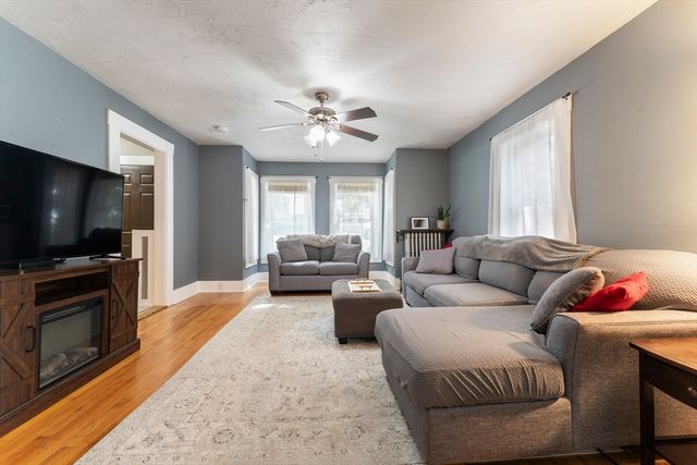 7 Terrace Pl, Fitchburg, MA 01420