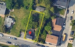 472 Buffinton St, Fall River, MA 02722