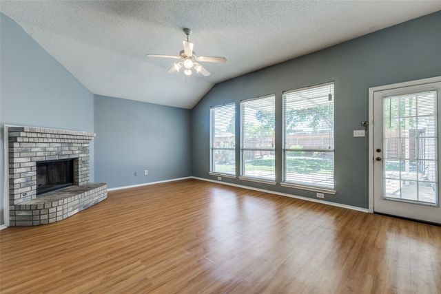3219 Springleaf Drive, Mesquite, TX 75181