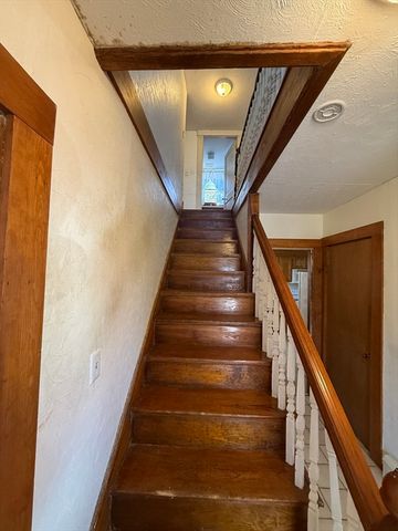 41 N Paul St, Stoughton, MA 02072