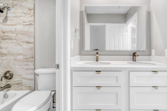 11870 Flanagan Court, Dublin, CA 94568