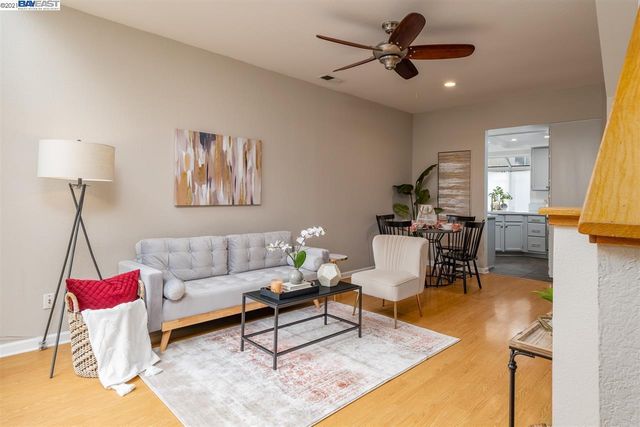 11870 Flanagan Court, Dublin, CA 94568