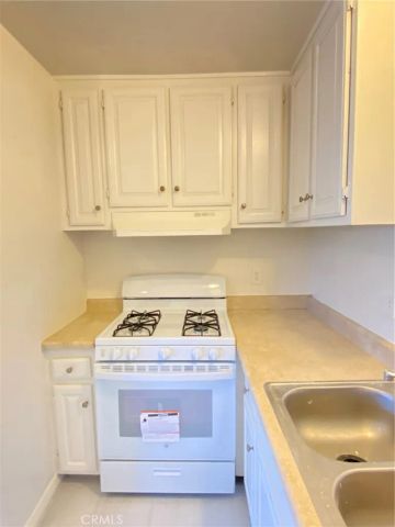 2153 W Brownwood, Anaheim, CA 92801
