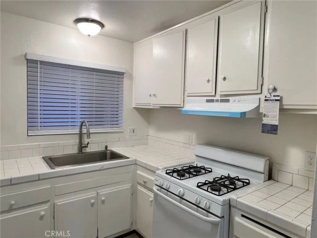 2153 W Brownwood, Anaheim, CA 92801