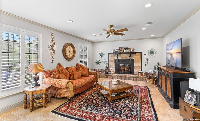 16018 Alsace, San Antonio, TX 78232