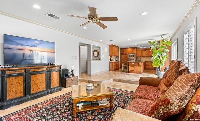 16018 Alsace, San Antonio, TX 78232