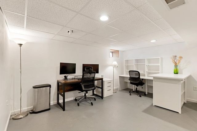 60 Lakeshore Avenue, Beverly, MA 01915