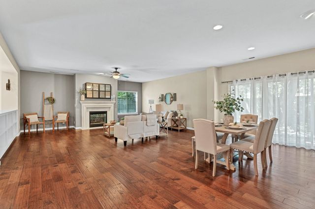 12510 E Killarney St, Wichita, KS 67206