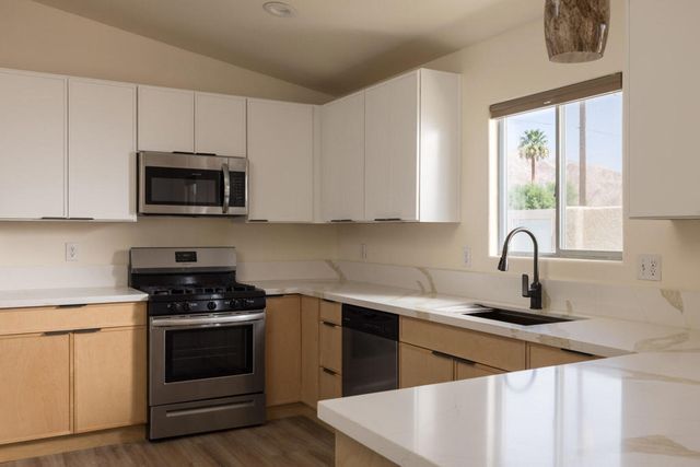 51555 Eisenhower Drive, La Quinta, CA 92253