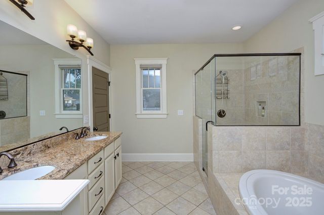 204 Martin Street, Charlotte, NC 28216