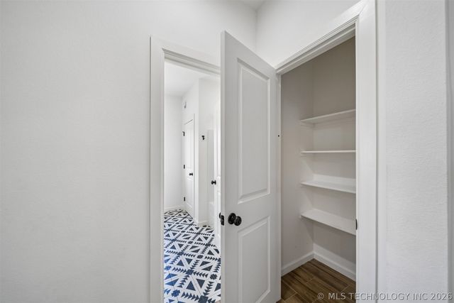 18983 Round Mountain Road, Catoosa, OK 74015