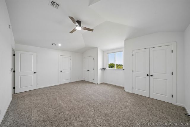 18983 Round Mountain Road, Catoosa, OK 74015