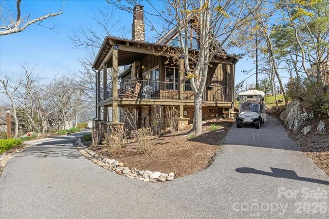 9 Hawks Ledge Trail, Burnsville, NC 28714