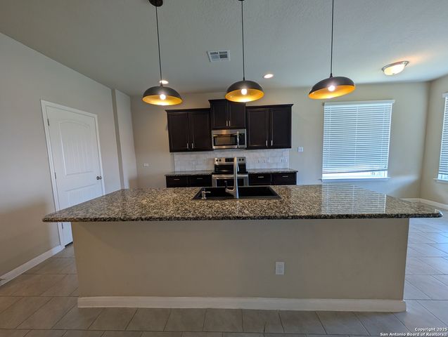 2203 Flintshire, New Braunfels, TX 78130
