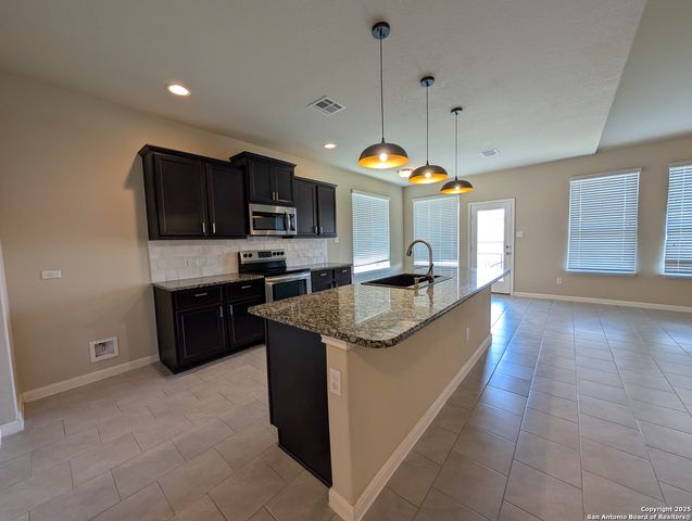 2203 Flintshire, New Braunfels, TX 78130