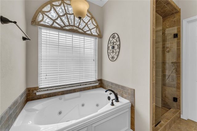 407 Gray Court, Siloam Springs, AR 72761