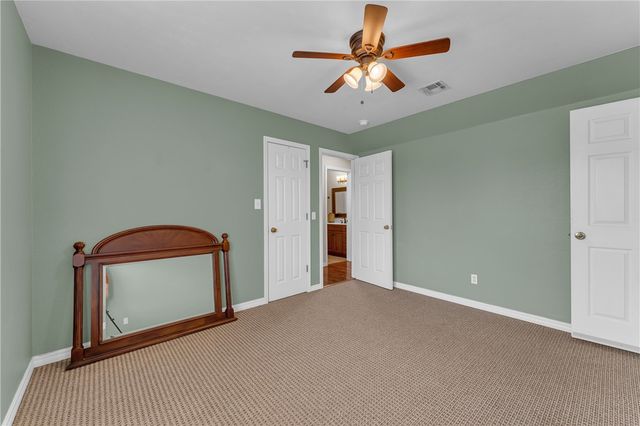 407 Gray Court, Siloam Springs, AR 72761