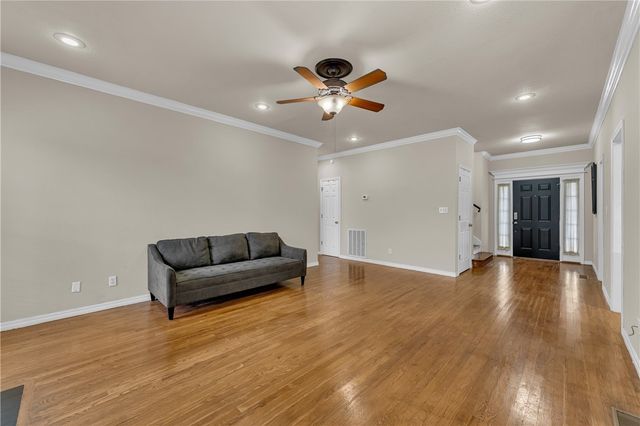 407 Gray Court, Siloam Springs, AR 72761