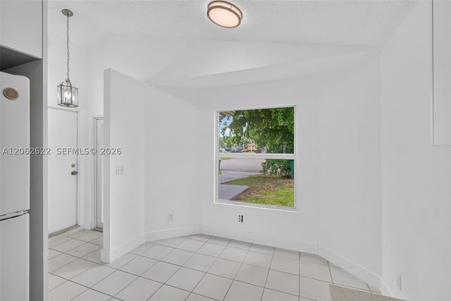 792 SW 9th St, Florida City, FL 33034