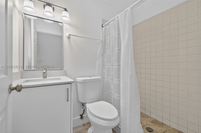 792 SW 9th St, Florida City, FL 33034