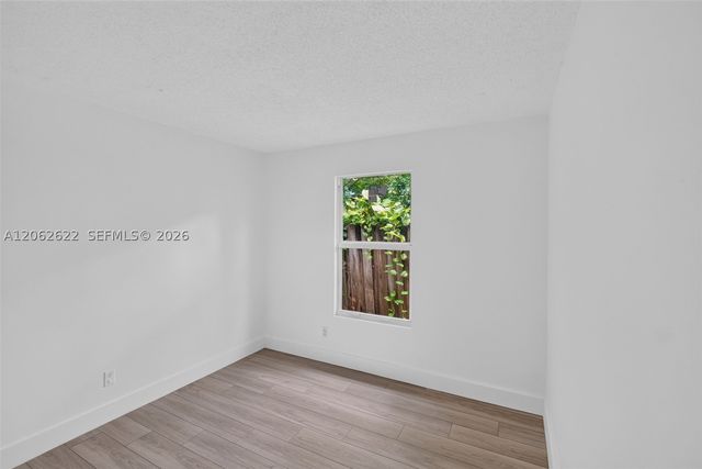 792 SW 9th St, Florida City, FL 33034