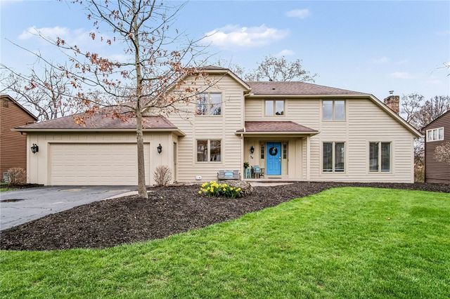 34 Framingham Ln, Pittsford, NY 14534