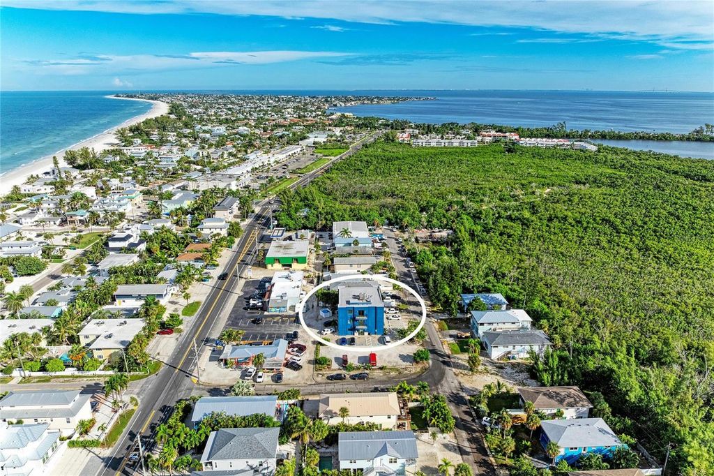 3004 AVENUE C, HOLMES BEACH, FL 34217 — photo 2