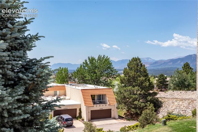 380 Mission Hill Way, Colorado Springs, CO 80921