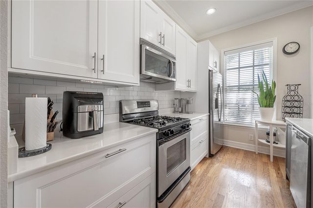 2920 2 HANSEN MANOR LANE, Tampa, FL 33611