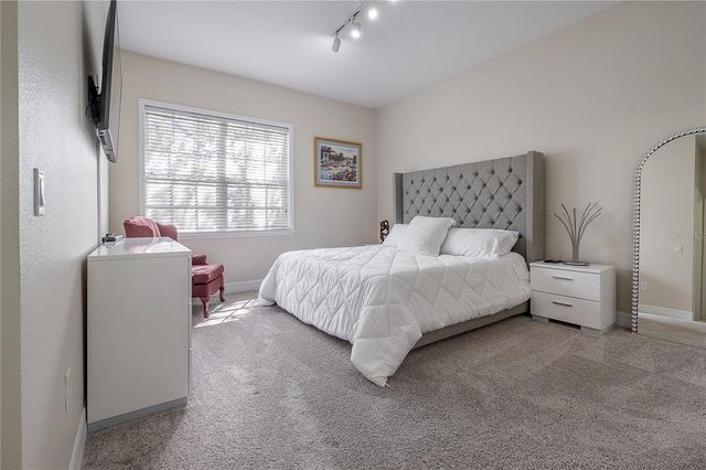 2920 2 HANSEN MANOR LANE, Tampa, FL 33611