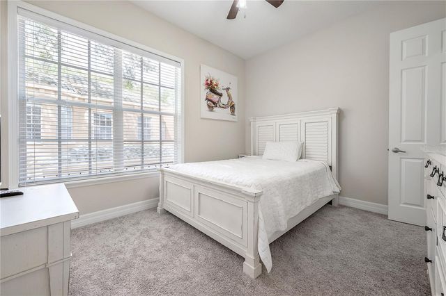 2920 2 HANSEN MANOR LANE, Tampa, FL 33611