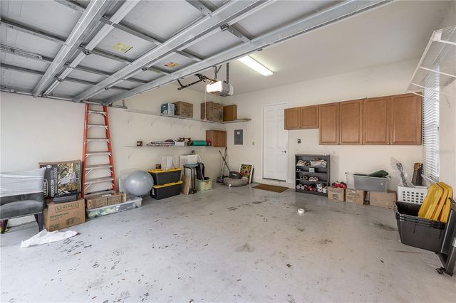 2920 2 HANSEN MANOR LANE, Tampa, FL 33611