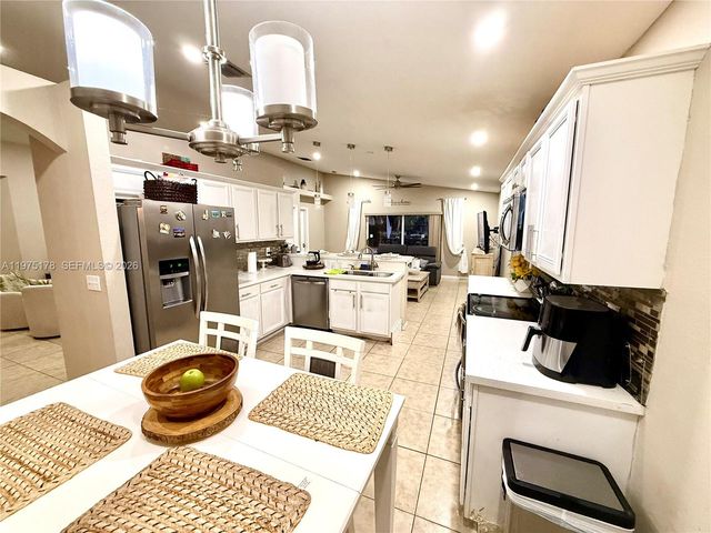 12718 SW 47th St, Miramar, FL 33027