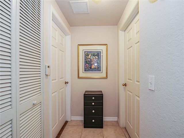 2288 57th Circle 2288, Vero Beach, FL 32966