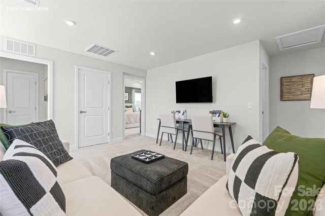 3133 Ravenfield Lane, Charlotte, NC 28213