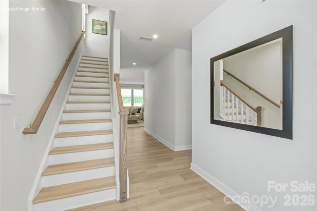 3133 Ravenfield Lane, Charlotte, NC 28213