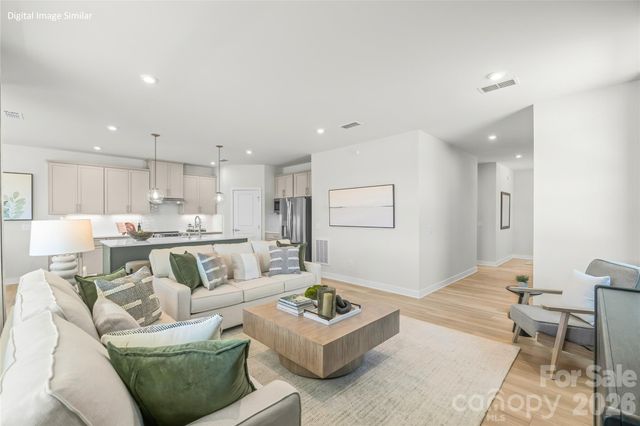 3133 Ravenfield Lane, Charlotte, NC 28213
