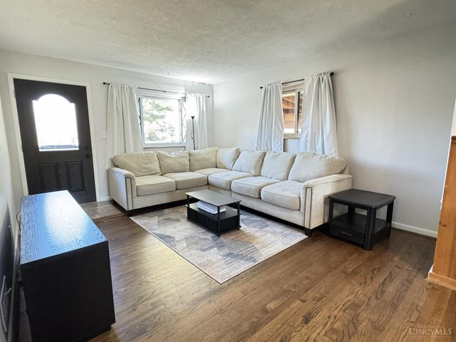 28 Winnebago Drive, Milford, OH 45150