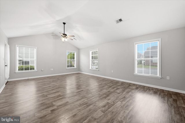1856 MELVOR LN, Winchester, VA 22601
