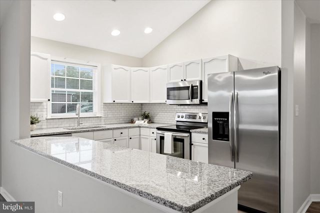 1856 MELVOR LN, Winchester, VA 22601