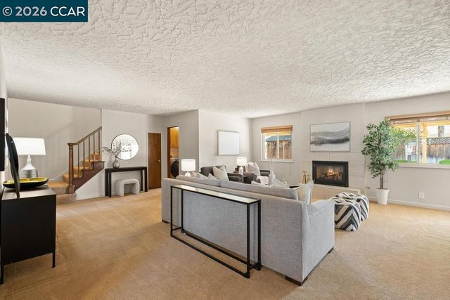 1560 Ayers Rd, Concord, CA 94521