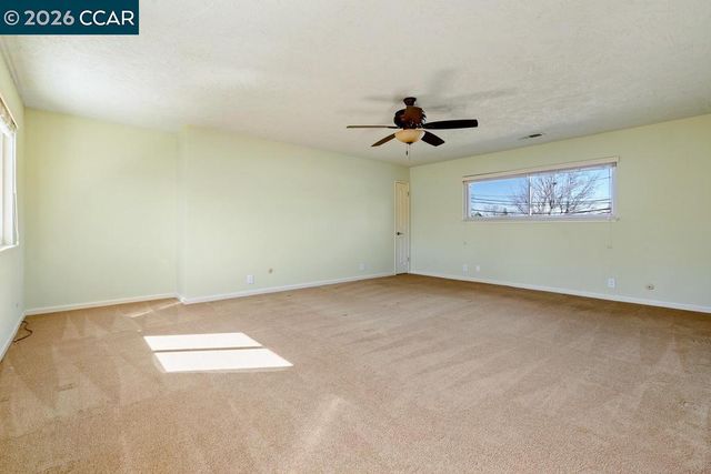 1560 Ayers Rd, Concord, CA 94521