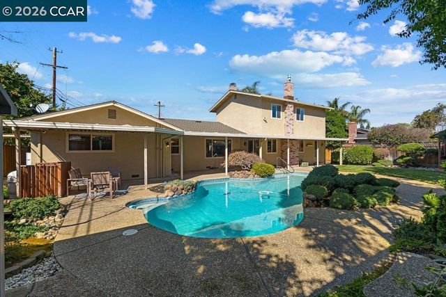 1560 Ayers Rd, Concord, CA 94521